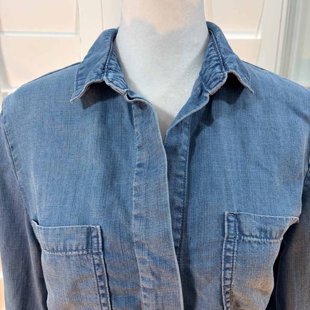 Cloth & Stone Denim Button-Up Shirt